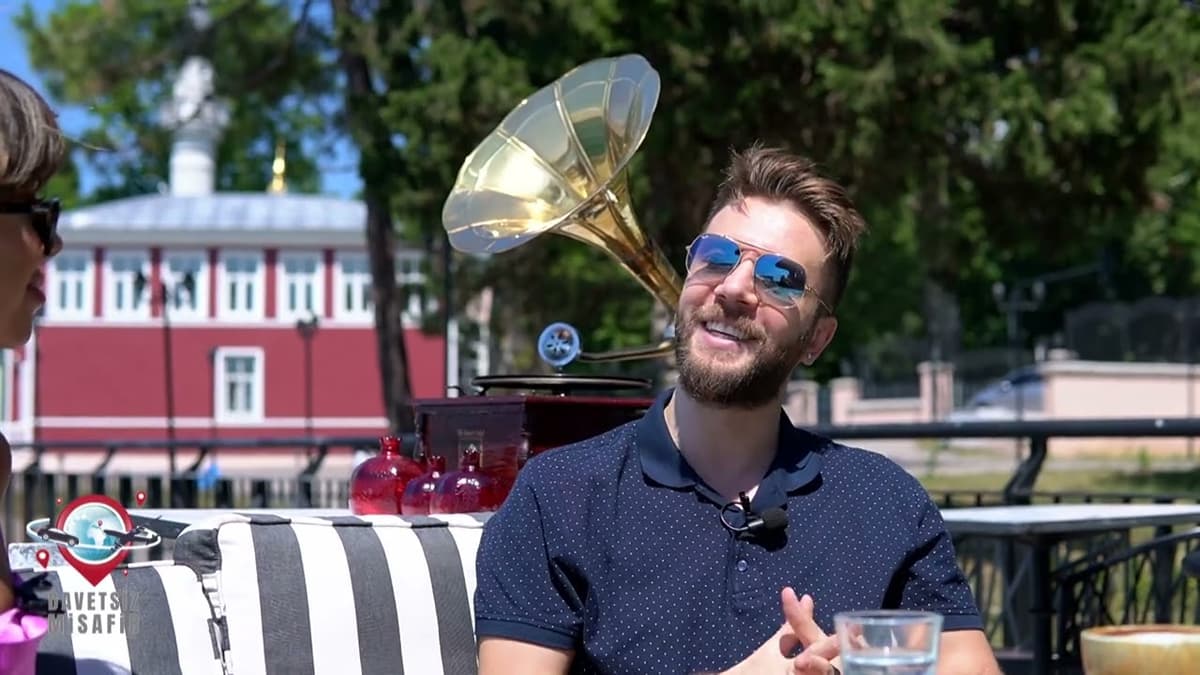 DAVETSİZ MİSAFİR - Konuk: Selim Gülgören